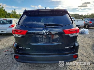 Zdjęcie 6 z 13 samochodu: 2017 TOYOTA HIGHLANDER XLE VIN:5TDJZRFH5HS371532 - miniatura