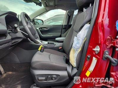 Zdjęcie 7 z 13 samochodu: 2025 TOYOTA RAV4 HYBRID XLE VIN:JTMRWRFV7SD303057 - miniatura