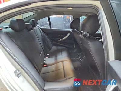 Zdjęcie 10 z 12 samochodu: 2013 BMW 3 SERIES XI VIN:WBA3B3C50DF540707 - miniatura