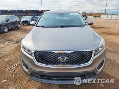 Piąte zdjęcie samochodu w środku: 2016 KIA SORENTO L VIN:5XYPG4A34GG164818 - miniatura