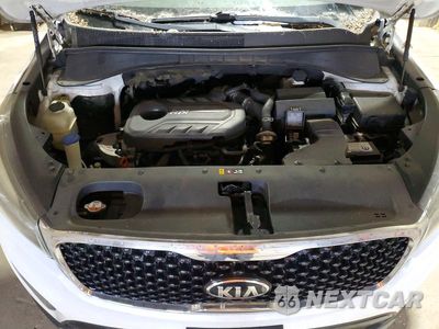 Zdjęcie 12 z 13 samochodu: 2017 KIA SORENTO EX VIN:5XYPH4A19HG250140 - miniatura