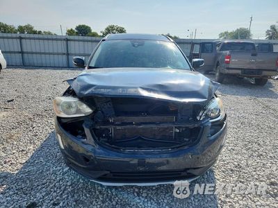 Piąte zdjęcie samochodu w środku: 2016 VOLVO XC60 T6 PREMIER VIN:YV449MRK7G2928001 - miniatura