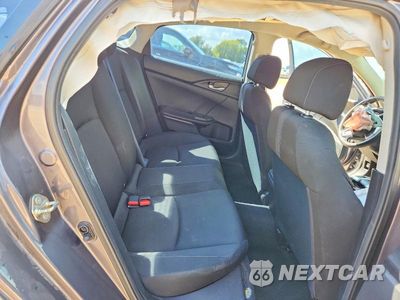 Zdjęcie 10 z 12 samochodu: 2019 HONDA CIVIC LX VIN:19XFC2F68KE042659 - miniatura