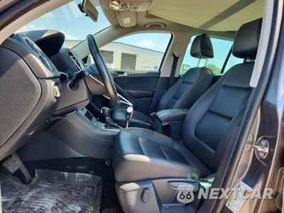 Zdjęcie 7 z 13 samochodu: 2015 VOLKSWAGEN TIGUAN S VIN:WVGBV7AX4FW580255 - miniatura
