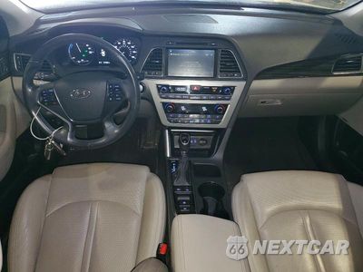 Zdjęcie 8 z 12 samochodu: 2016 HYUNDAI SONATA HYBRID LIMITED VIN:KMHE34L17GA015717 - miniatura
