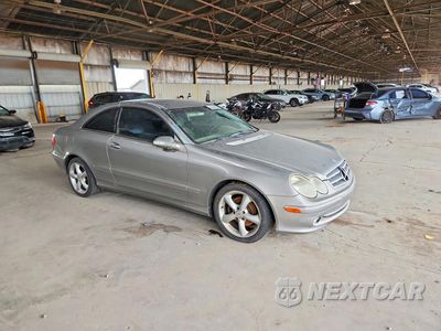 Czwarte zdjęcie samochodu z boku: 2004 MERCEDES-BENZ CLK 320C VIN:WDBTJ65J04F097541 - miniatura