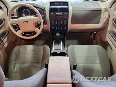 Zdjęcie 8 z 13 samochodu: 2012 FORD ESCAPE XLS VIN:1FMCU0C71CKB13311 - miniatura
