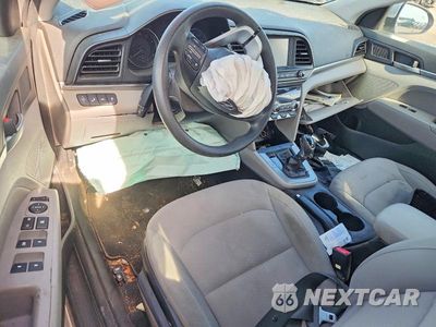 Zdjęcie 8 z 12 samochodu: 2020 HYUNDAI ELANTRA SEL VIN:KMHD84LF9LU022136 - miniatura