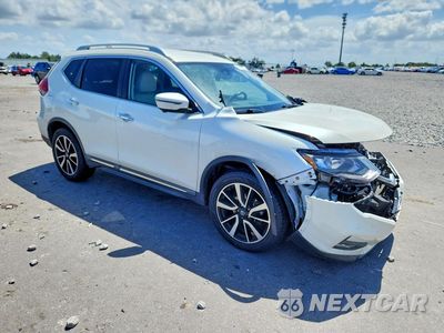 Czwarte zdjęcie samochodu z boku: 2019 NISSAN ROGUE SL VIN:5N1AT2MT8KC819959 - miniatura