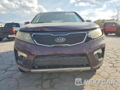 Piąte zdjęcie samochodu w środku: 2011 KIA SORENTO SX VIN:5XYKWDA24BG136949 - miniatura