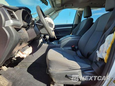 Zdjęcie 7 z 13 samochodu: 2014 TOYOTA HIGHLANDER LE VIN:5TDBKRFH2ES068387 - miniatura