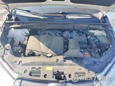 Zdjęcie 12 z 13 samochodu: 2018 TOYOTA HIGHLANDER XLE VIN:5TDJZRFH4JS845296 - miniatura