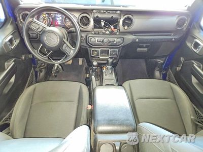 Zdjęcie 8 z 13 samochodu: 2018 JEEP WRANGLER UNLIMITED SPORT VIN:1C4HJXDN6JW201723 - miniatura