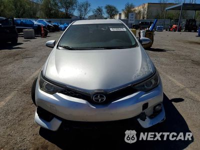 Piąte zdjęcie samochodu w środku: 2016 SCION IM BASE VIN:JTNKARJE1GJ513214 - miniatura