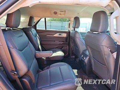 Zdjęcie 11 z 13 samochodu: 2026 FORD EXPLORER ACTIVE VIN:1FMUK8DH5TGA10265 - miniatura