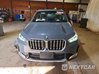 Piąte zdjęcie samochodu w środku: 2024 BMW X1 XDRIVE28I VIN:WBX73EF04R5Z27225 - miniatura
