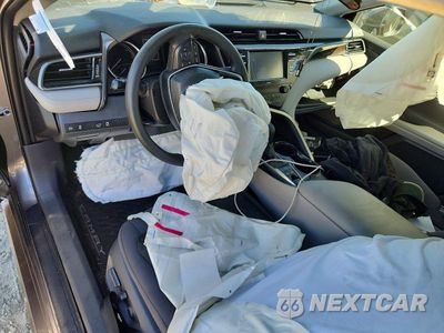Zdjęcie 8 z 12 samochodu: 2020 TOYOTA CAMRY LE VIN:4T1C31AK3LU532913 - miniatura