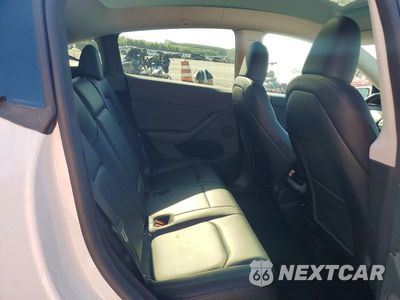 Zdjęcie 10 z 12 samochodu: 2024 TESLA MODEL Y VIN:7SAYGDEE8RA239062 - miniatura
