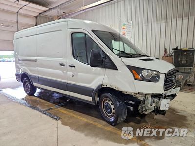Czwarte zdjęcie samochodu z boku: 2018 FORD TRANSIT T-250 DELIVERY VAN VIN:1FTYR2CG1JKA62607 - miniatura