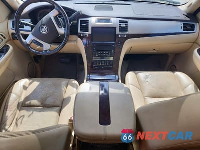 Zdjęcie 8 z 13 samochodu: 2007 CADILLAC ESCALADE ESV VIN:1GYFK66847R270711 - miniatura