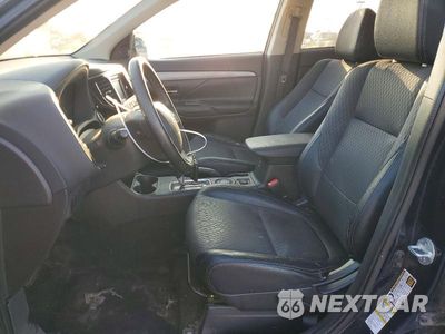 Zdjęcie 7 z 13 samochodu: 2015 MITSUBISHI OUTLANDER SE VIN:JA4AD3A32FZ008960 - miniatura