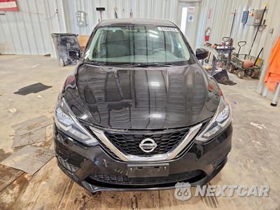 Piąte zdjęcie samochodu w środku: 2017 NISSAN SENTRA S VIN:3N1AB7AP7HY323954 - miniatura