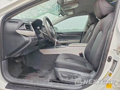 Zdjęcie 7 z 12 samochodu: 2019 TOYOTA CAMRY LE VIN:4T1B11HK0KU253232 - miniatura
