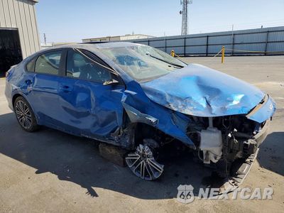 Czwarte zdjęcie samochodu z boku: 2023 KIA FORTE GT VIN:3KPF44AC5PE594617 - miniatura