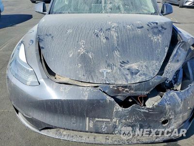 Zdjęcie 12 z 13 samochodu: 2023 TESLA MODEL Y VIN:7SAYGDEEXPA210384 - miniatura