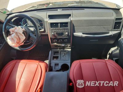 Zdjęcie 8 z 14 samochodu: 2012 JEEP LIBERTY SPORT VIN:1C4PJLAK4CW189010 - miniatura