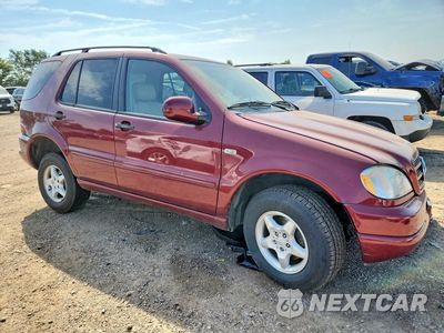 Czwarte zdjęcie samochodu z boku: 2000 MERCEDES-BENZ ML 320 VIN:4JGAB54E4YA147425 - miniatura