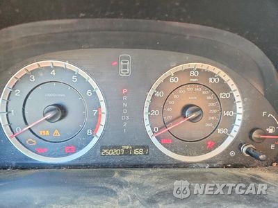 Zdjęcie 9 z 12 samochodu: 2010 TOYOTA CAMRY LE VIN:4T4BF3EK5AR044137 - miniatura