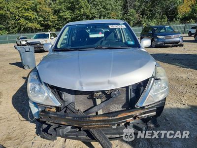 Piąte zdjęcie samochodu w środku: 2011 NISSAN VERSA 1.8 S VIN:3N1BC1CP5BL507774 - miniatura