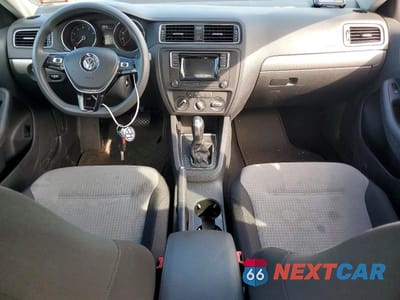 Zdjęcie 8 z 12 samochodu: 2017 VOLKSWAGEN JETTA S VIN:3VW2B7AJXHM294628 - miniatura
