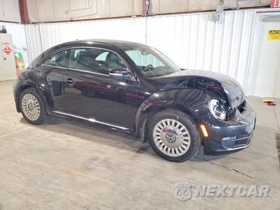 Czwarte zdjęcie samochodu z boku: 2014 VOLKSWAGEN BEETLE VIN:3VWJ17AT1EM660214 - miniatura