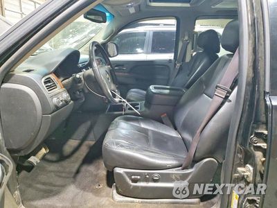 Zdjęcie 7 z 13 samochodu: 2014 CHEVROLET TAHOE K1500 LT VIN:1GNSKBE04ER210490 - miniatura