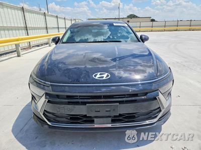 Piąte zdjęcie samochodu w środku: 2025 HYUNDAI SONATA SEL VIN:KMHL64JA7SA490407 - miniatura