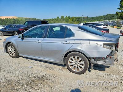 Drugie zdjęcie samochodu z przodu: 2019 TOYOTA CAMRY LE VIN:4T1B11HK0KU756680 - miniatura