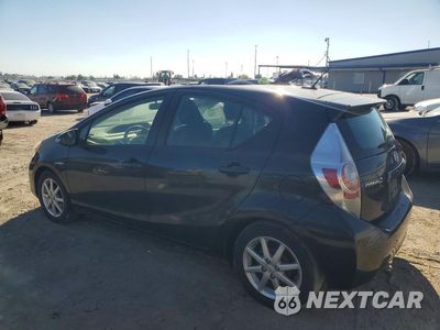 Drugie zdjęcie samochodu z przodu: 2012 TOYOTA PRIUS C THREE VIN:JTDKDTB32C1023395 - miniatura