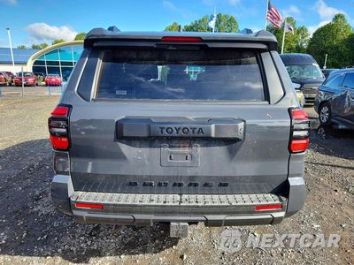 Zdjęcie 6 z 13 samochodu: 2026 TOYOTA 4RUNNER SR5 VIN:JTEVA5BR8T5126931 - miniatura