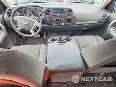 Zdjęcie 8 z 12 samochodu: 2007 CHEVROLET SILVERADO K1500 VIN:2GCEK19J071607404 - miniatura