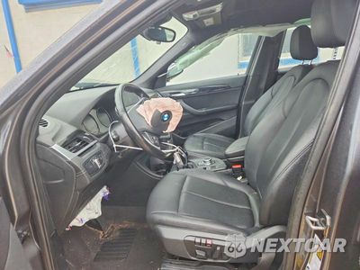 Zdjęcie 7 z 14 samochodu: 2021 BMW X1 XDRIVE28I VIN:WBXJG9C0XM5S07362 - miniatura