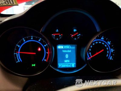 Zdjęcie 9 z 12 samochodu: 2014 CHEVROLET CRUZE LS VIN:1G1PA5SH0E7445566 - miniatura