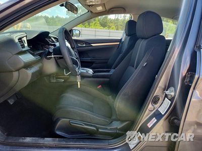 Zdjęcie 7 z 12 samochodu: 2018 HONDA CIVIC 1.5 VIN:19XFC2F54JE203174 - miniatura