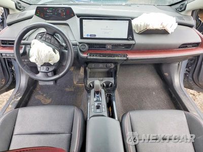 Zdjęcie 8 z 12 samochodu: 2025 TOYOTA PRIUS PLUG-IN HYBRID XSE PREMIUM VIN:JTDACACU2S3045488 - miniatura