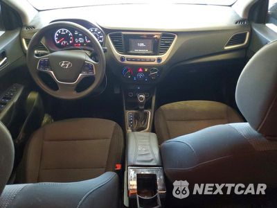 Zdjęcie 8 z 12 samochodu: 2020 HYUNDAI ACCENT SE VIN:3KPC24A69LE104550 - miniatura