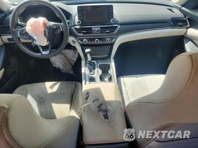 Zdjęcie 8 z 12 samochodu: 2019 HONDA ACCORD EX VIN:1HGCV1F45KA163594 - miniatura