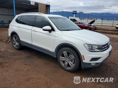 Czwarte zdjęcie samochodu z boku: 2020 VOLKSWAGEN TIGUAN SE VIN:3VV2B7AX1LM160169 - miniatura