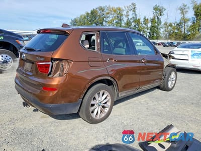 Trzecie zdjęcie samochodu z tyłu: 2017 BMW X3 XDRIVE28I VIN:5UXWX9C31H0W76323 - miniatura
