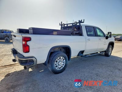 Trzecie zdjęcie samochodu z tyłu: 2023 CHEVROLET SILVERADO K2500 HEAVY DUTY LT VIN:1GC1YNEY9PF130990 - miniatura
